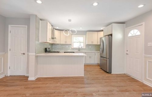 93 Cedar Hill Ave, Belleville NJ  07109-2034 exterior