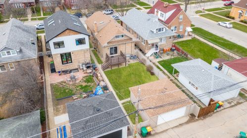 1907 Wenonah Ave, Forest View IL 60402-1666 exterior