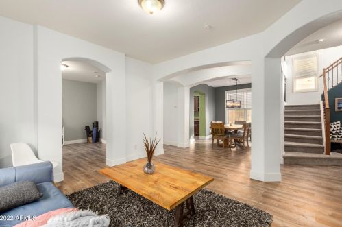 2320 Bowker St, Phoenix AZ 85040-3481 exterior