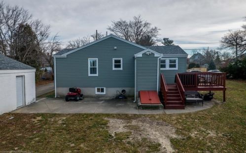 41 Worcester St, New Bedford MA 02745-1007 exterior