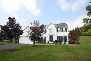 564 Yale Ct, Victor NY  14564-9590 exterior