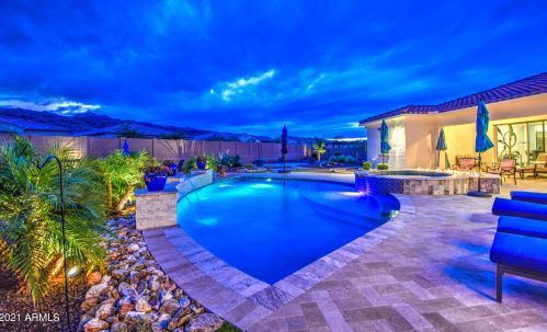 7911 30th Way, Phoenix AZ 85016-8927 exterior