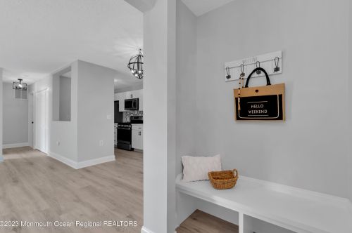 402 Daffodil Dr, Jackson Twp NJ 08527-4127 exterior