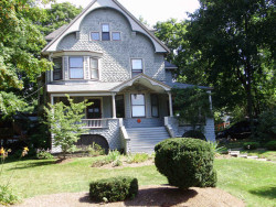 52 Brookside Ave, Newton, MA 02460-1530