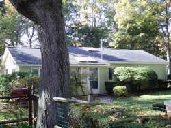 141 Wood End Rd, Newton, MA 02461-1402