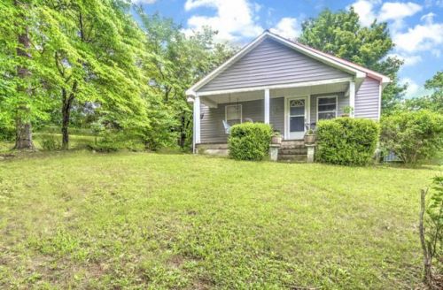 119 Lees Chapel Rd, Sweetwater TN  37874-6452 exterior