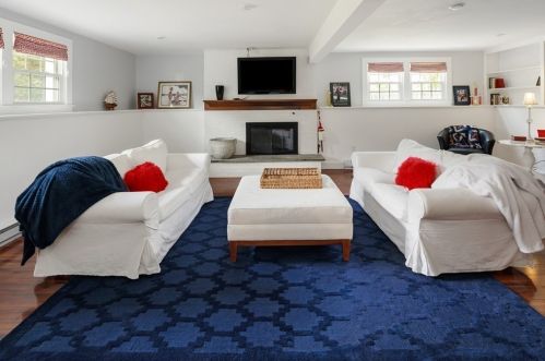 10 Leonard St, Hingham MA 02043-4725 exterior