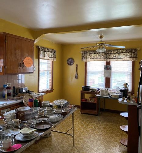 4138 Maple Ave, Forest View IL 60402-4239 exterior