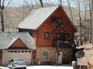 1593 Cove Pointe Rd, La Follette TN  37766-5930 exterior