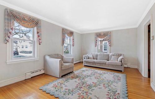 168 Linwood Ave, Newton MA 02460-1429 exterior