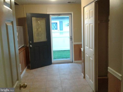 1106 Simpson Ave, West Deptford NJ  08063-1442 exterior