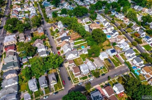 479 Dewitt Ave, Belleville NJ 07109-2508 exterior