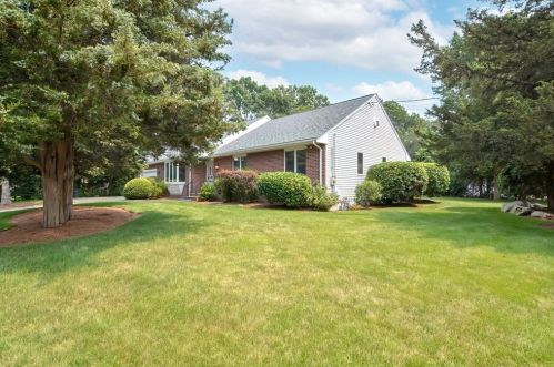 24 Anthony Ter, New Bedford, MA 02740-1801