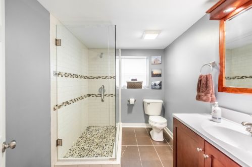 1907 Wenonah Ave, Forest View IL 60402-1666 exterior