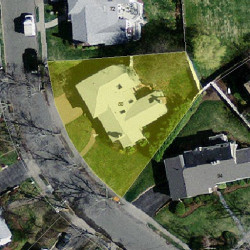 80 Redwood Rd, Newton MA 02459-3127 aerial view