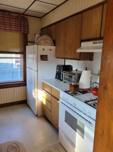 57 Whipple St, Fall River MA 02721-1818 exterior