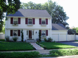 31 Hagen Rd, Newton, MA 02459-2730