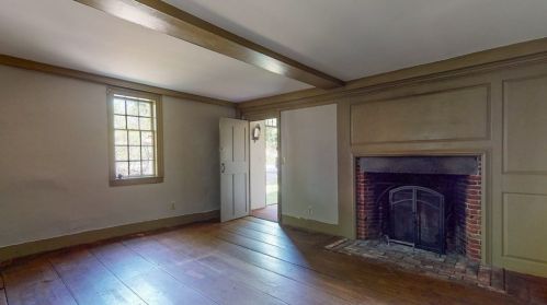 136 Plantation St, Worcester MA 01604-3062 exterior