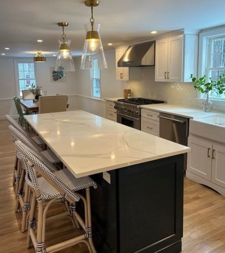 7 Queen Anne Ln, Hingham MA  02043-3904 exterior