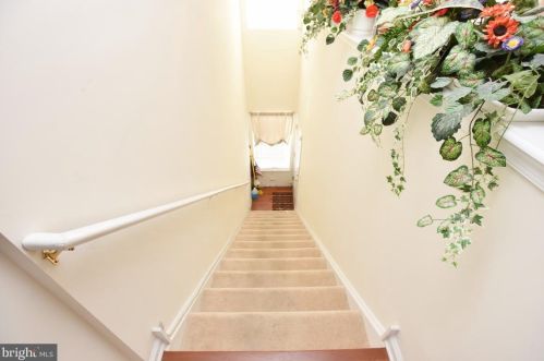 110 Redbud Ln, West Deptford NJ 08051-2292 exterior