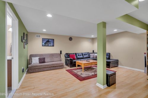 12 Swallow Tail Ct, Jackson Twp NJ 08527-2872 exterior