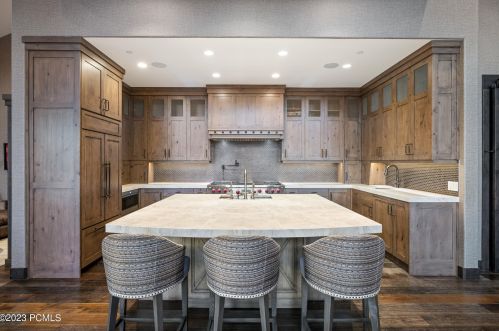 8449 Silver Crk Rd, Park City UT exterior