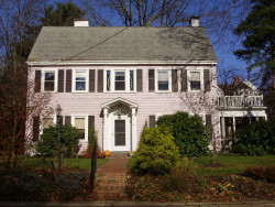 47 Lombard St, Newton, MA 02458-2513