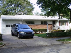 3 Pine St, Newton, MA 02465-1416