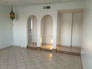 2924 Sunnyside Dr, Phoenix AZ  85029-3303 exterior