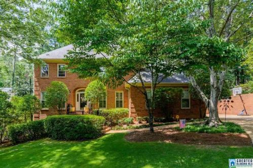 2130 Baneberry Dr, Birmingham AL  35244-1400 exterior