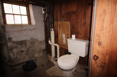 36 French St, Fall River MA 02720-3514 exterior