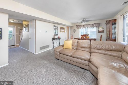 21 Hyacinth Ln, Erial NJ 08081-2526 exterior