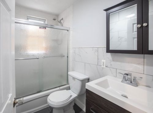 49 Pearl St, Everett MA 02149-1105 exterior