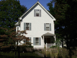 75 Evergreen Ave, Newton, MA 02466-1702