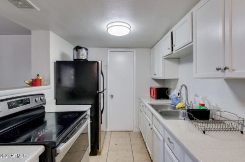 4001 45th St, Phoenix AZ 85044-4930 exterior