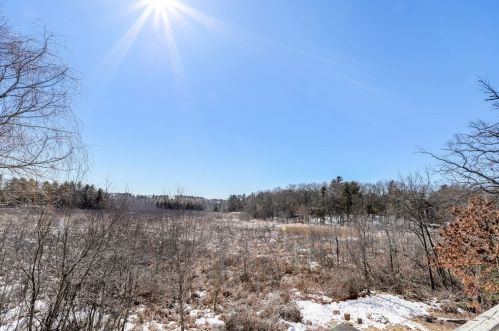 92 Burroughs Rd, North Reading MA 01864-1203 exterior