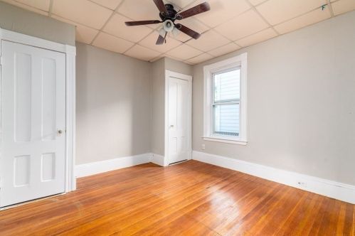 21 Whipple St, Worcester MA 01607-1339 exterior