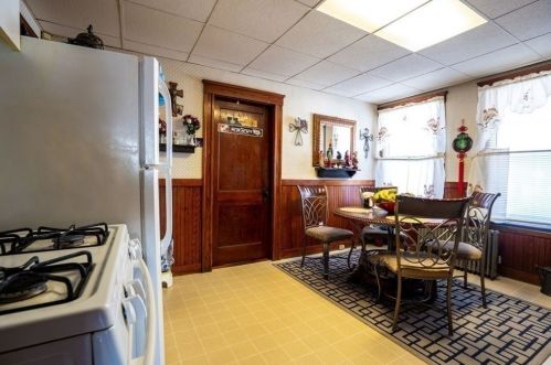 68 Sanborn St, Lawrence MA  01843-1222 exterior