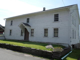 87 Mcdonald St, West Nanticoke PA  18634-1109 exterior