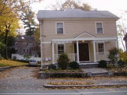 1050 Beacon St, Newton, MA 02459-1742