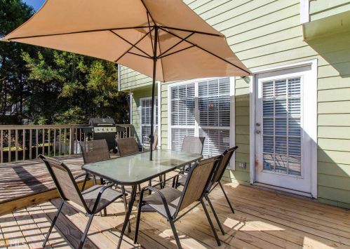 464 Walnut Crk Dr, Stockbridge GA 30281 exterior