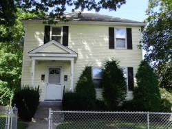 41 Falmouth Rd, Newton, MA 02465-1126