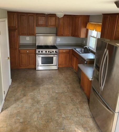 20 Tucker St, Milton MA  02186-1121 exterior