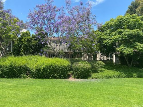 10 Misty Mdws, Irvine CA 92612-3206 exterior