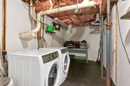 17 College Pond Rd, Plymouth MA  02360-3104 exterior