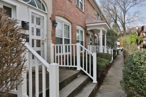 2159 Bonnycastle Ave, Louisville, KY 40205-1344