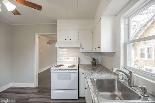 1635 Delaware St, West Deptford NJ 08066-1416 exterior