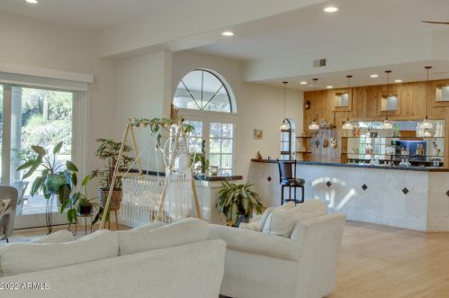 14461 15th Ave, Phoenix AZ  85023-5176 exterior