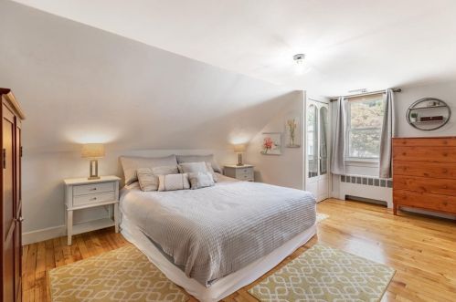 51 Rdg St, Arlington MA 02474-1706 exterior