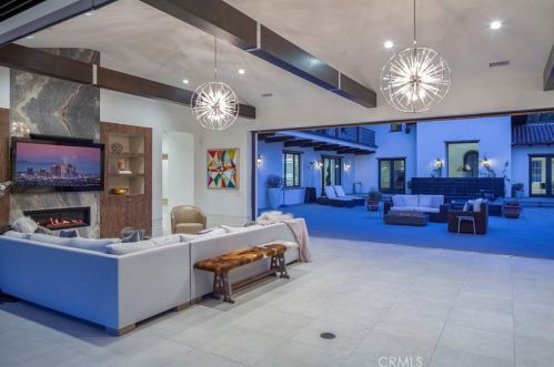 21 Watercress, Irvine CA 92603-0408 exterior